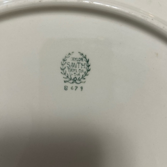 Classic Turkey Design Dinner Plate with Gold Trim 14 inches Taylor, Smith - Picture 3 of 3